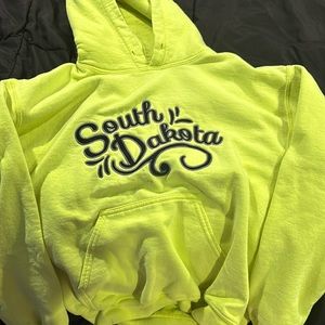 There are very few stains this sweat shirt is very comfy and cute